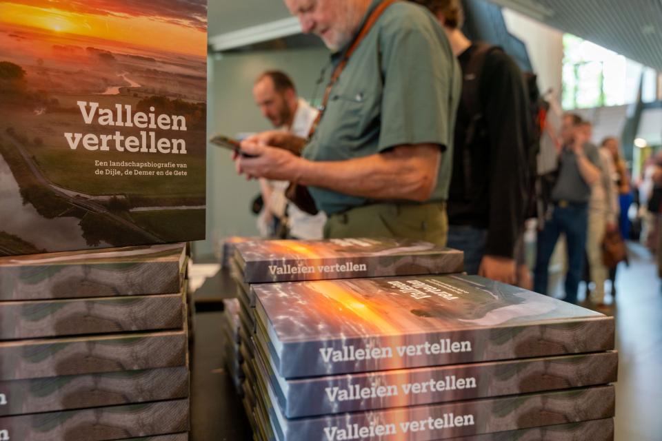 boek te koop